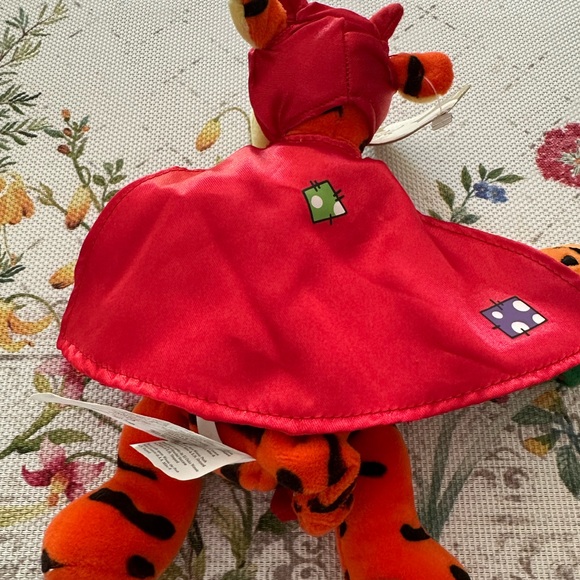 Disney Halloween Devil Tigger 9" Beanie New With Tag - Picture 3 of 6